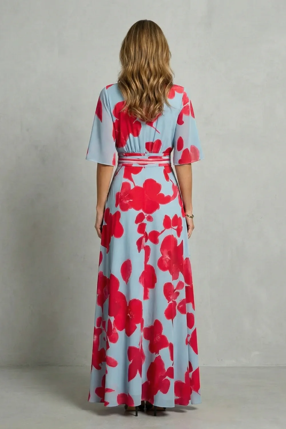 Averette – Statement bloom contrast – V-neck maxi dress - Image 4