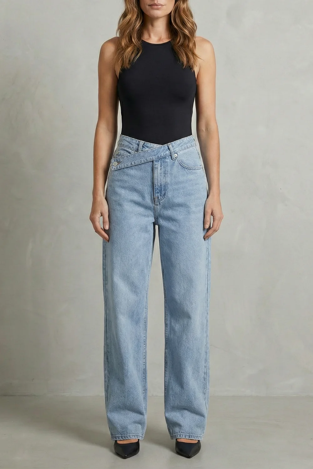 Casila – Asymmetrical closure – Straight-leg jeans - Image 5