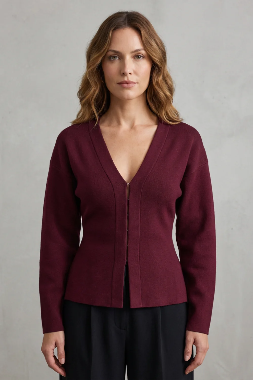 Clarette – Effortless Charm – Knitted Slim Jacket & Skirt Set - Image 6