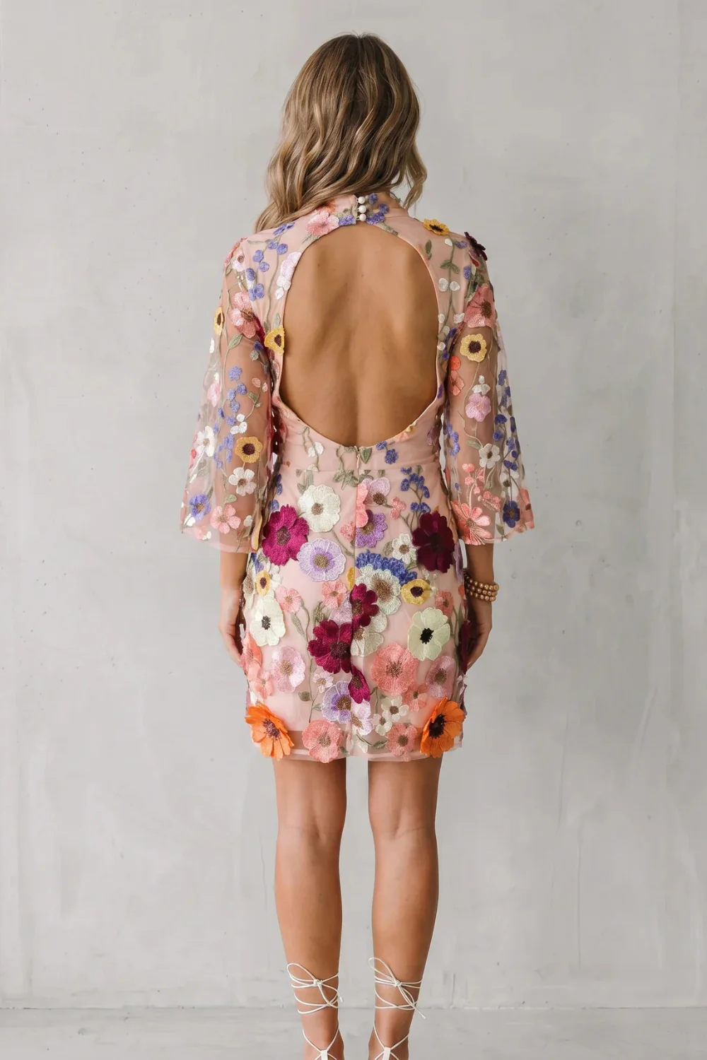 Dahlienne – Embroidered floral allure – Mini dress - Image 4