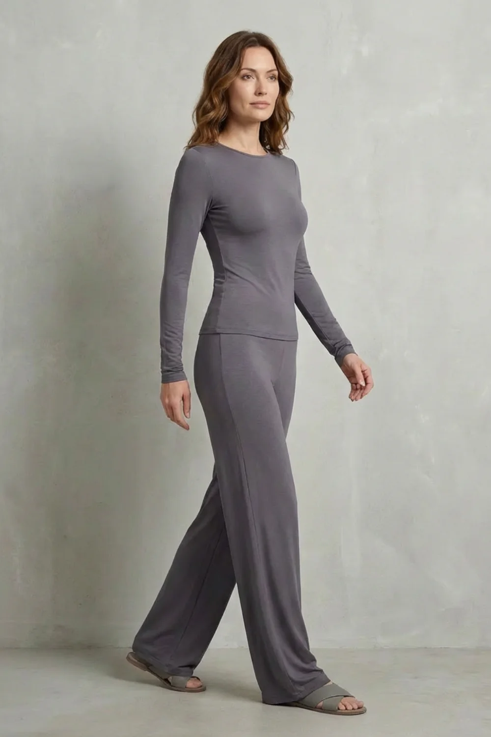 Élan – Sleek Simplicity – Pure Color Wide-Leg Pants Suit - Image 3