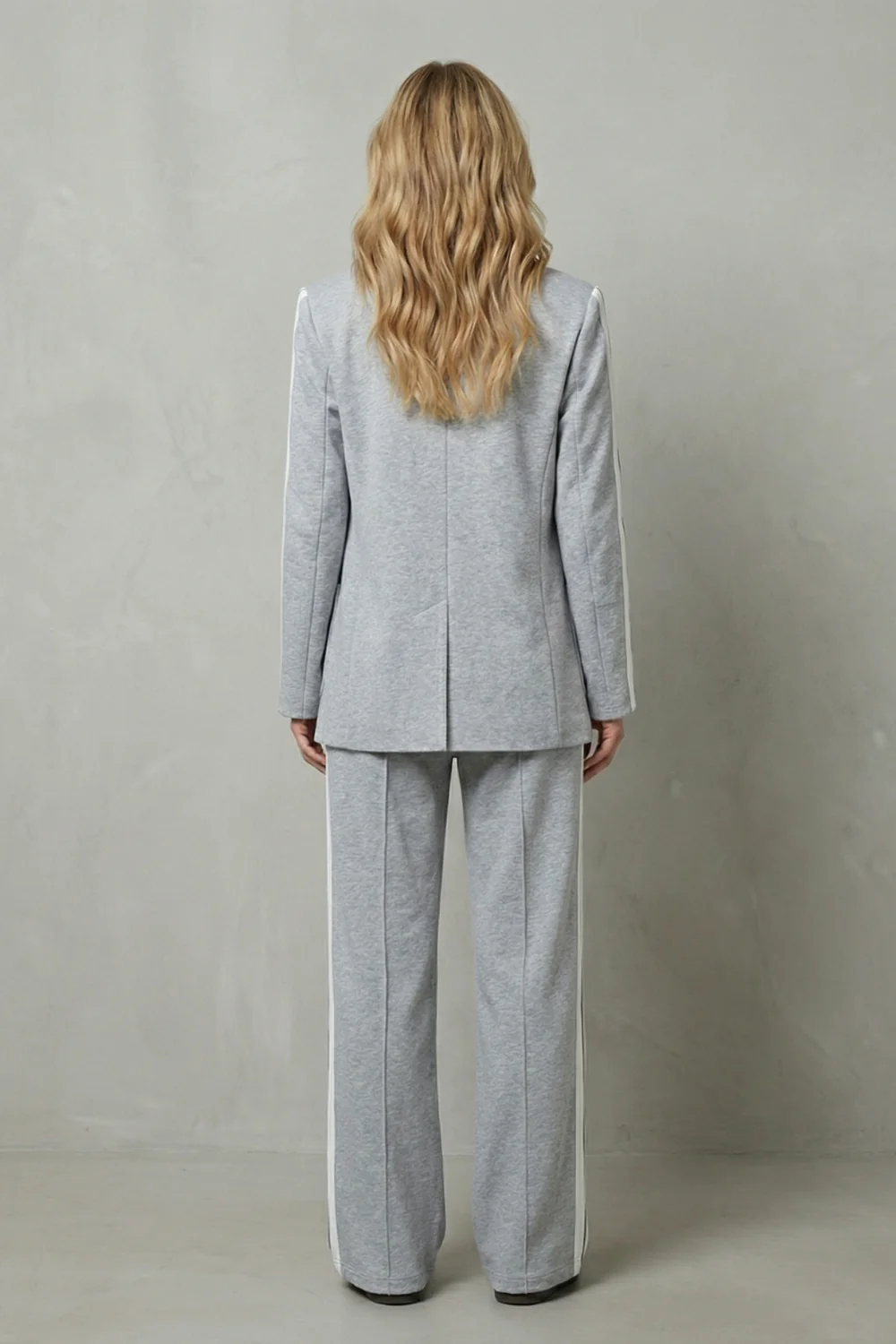 Elvaris – Sporty tailored contrast – Two piece set - Image 4