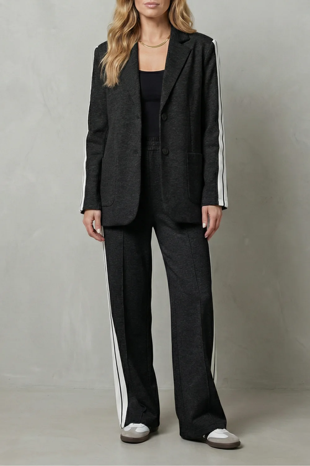 Elvaris – Sporty tailored contrast – Two piece set - Image 9