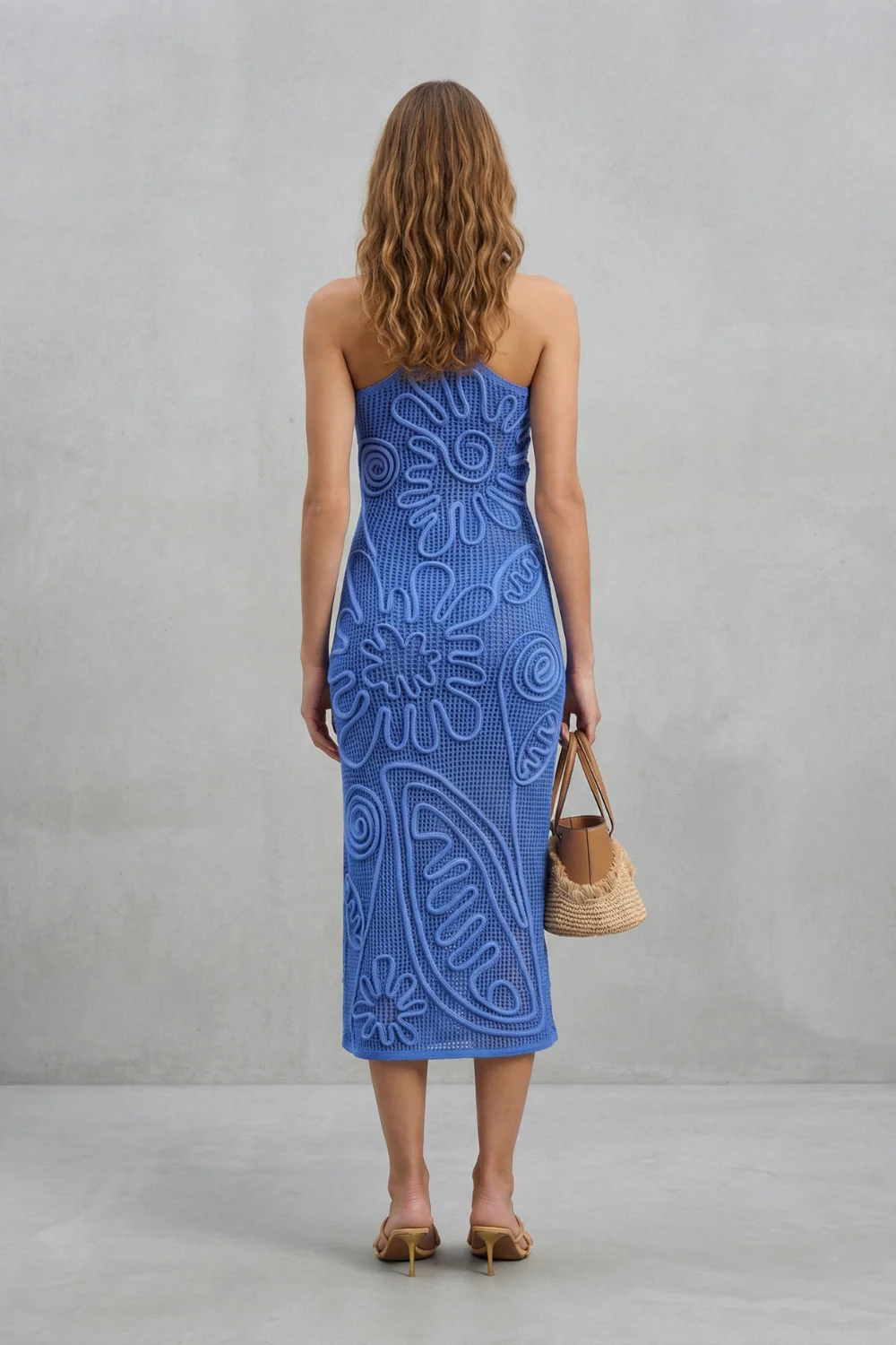 Fiorèra – Sculpted crochet bloom – Textured midi dress - Image 4