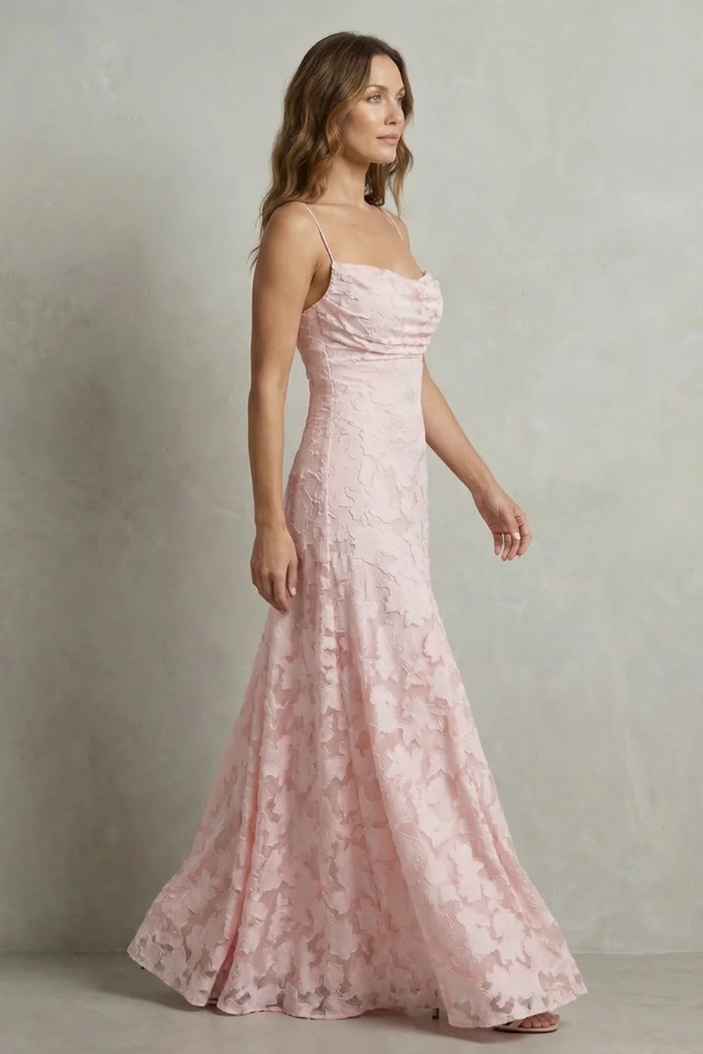 Florielle – Romantic floral silhouette – Sleeveless maxi dress - Image 3