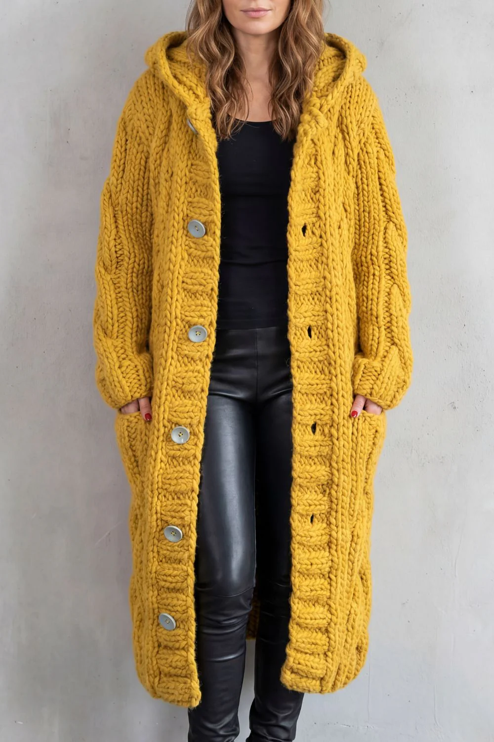 Karinaè – Oversized cable knit – Hooded cardigan coat - Image 6