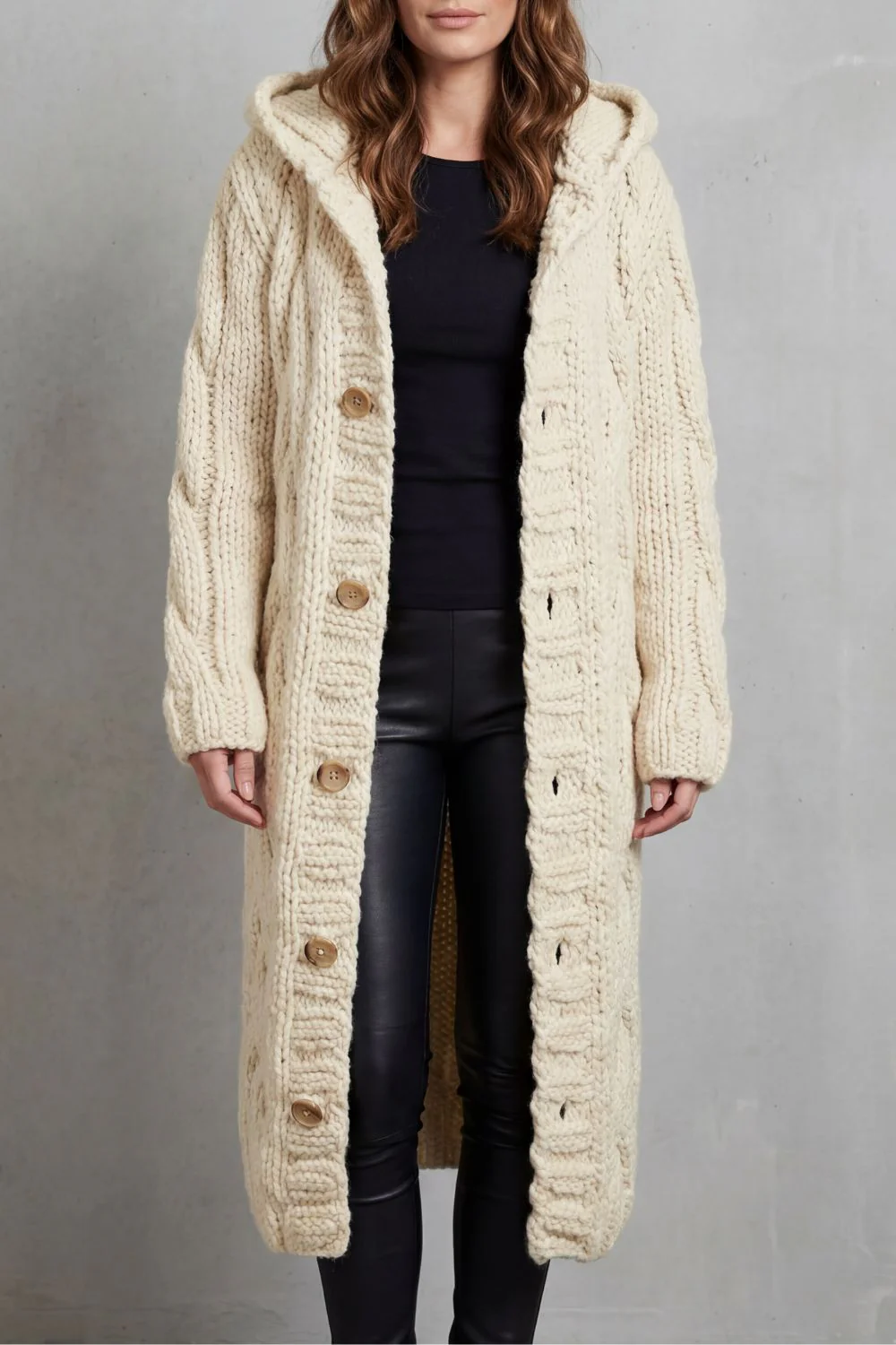 Karinaè – Oversized cable knit – Hooded cardigan coat - Image 9