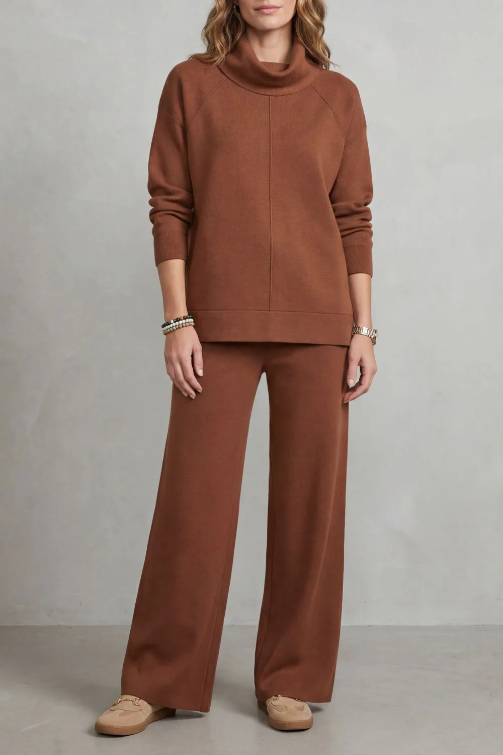 Luverra – Relaxed elegance – Two-piece lounge set - Image 9