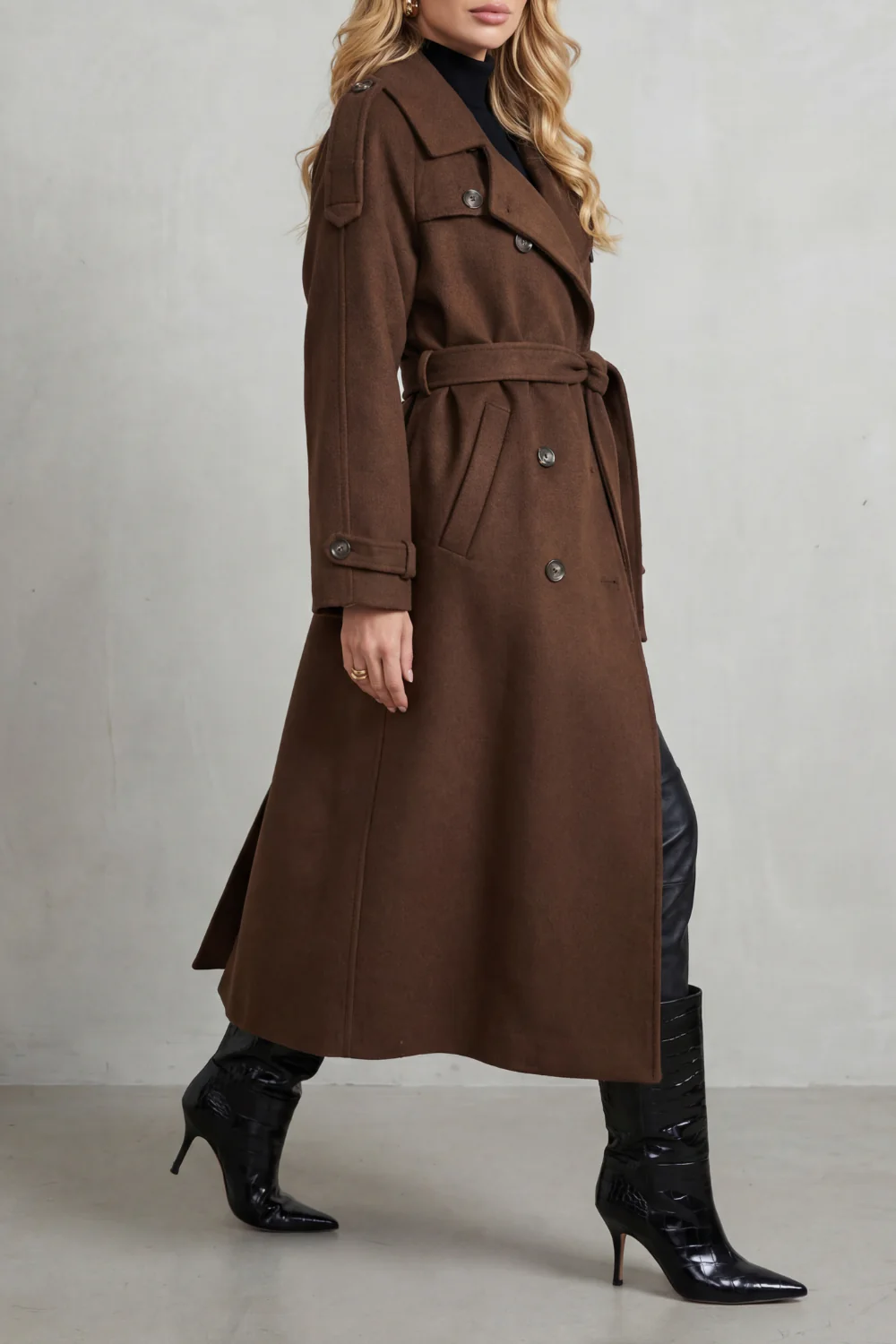 Maubéry – Oversized structure – Wool trench coat - Image 3