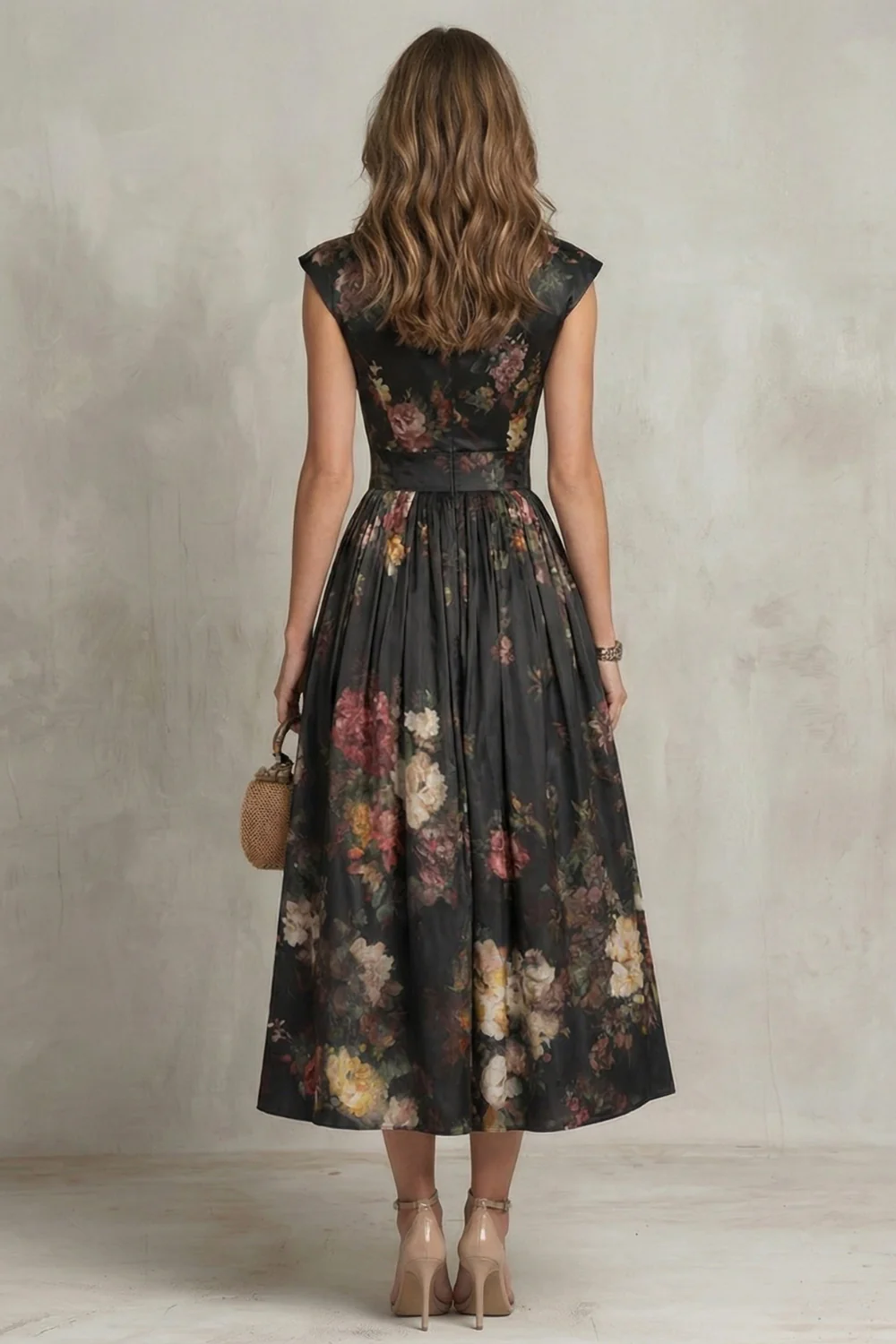 Noirelle – Vintage floral elegance – Midi dress - Image 4