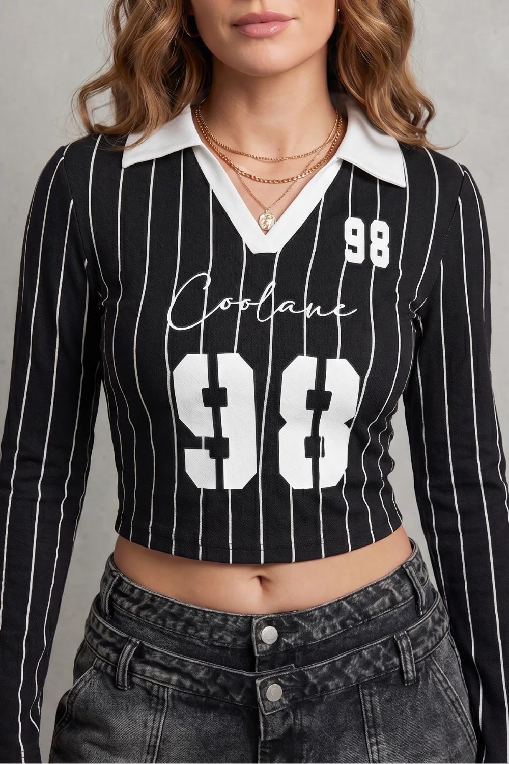 Rivellea – Striped graphic detail – Cropped long sleeve top - Image 17