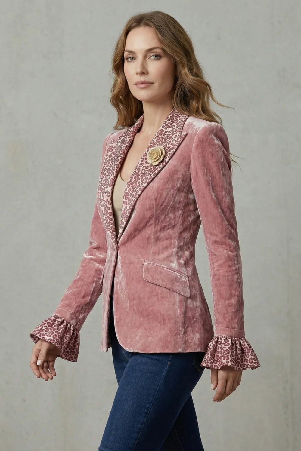 Rosavienne – Printed lapel statement – Velvet blazer - Image 3