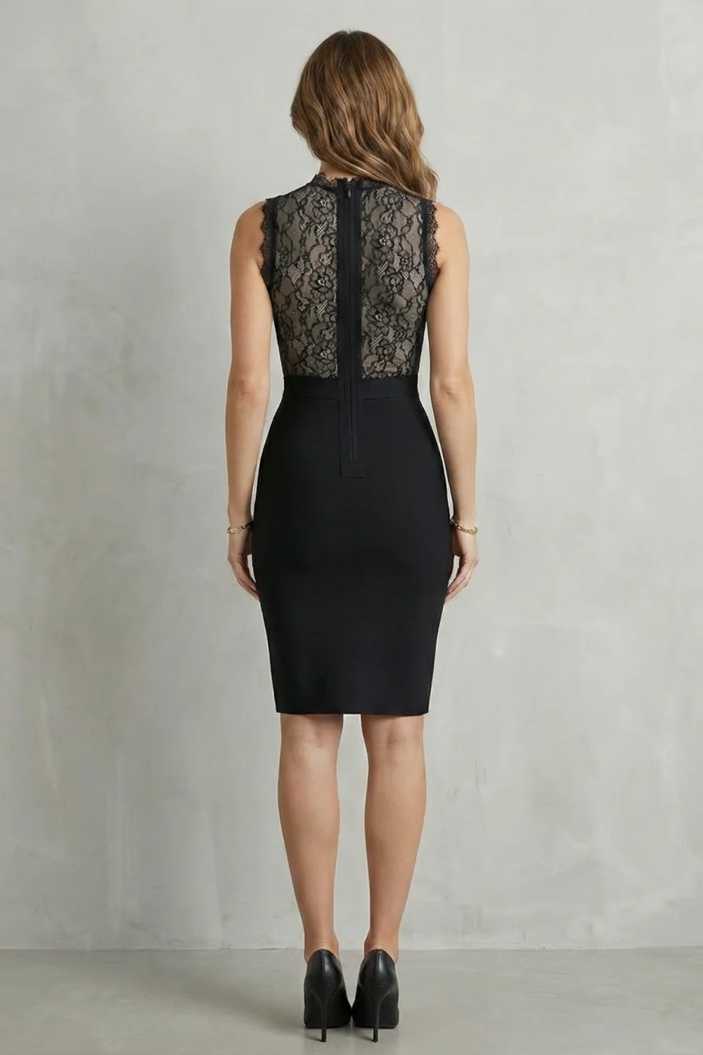 Roxelle – Lace bodycon elegance – Mini dress - Image 4