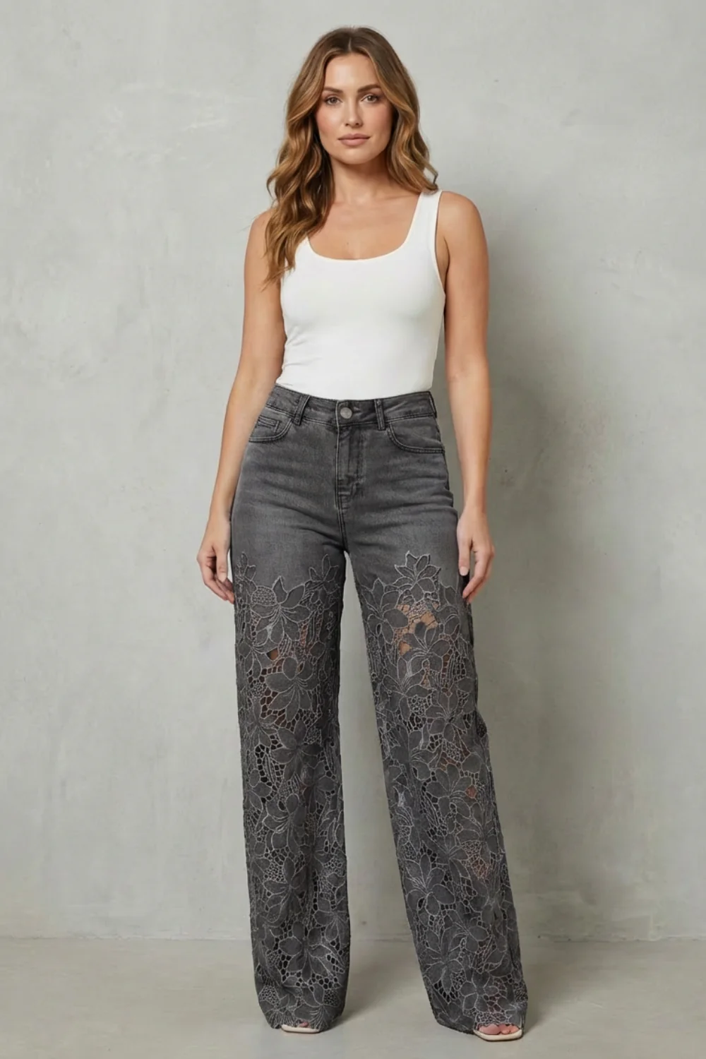 Solérine – Floral lace overlay – Wide-leg denim jeans - Image 12