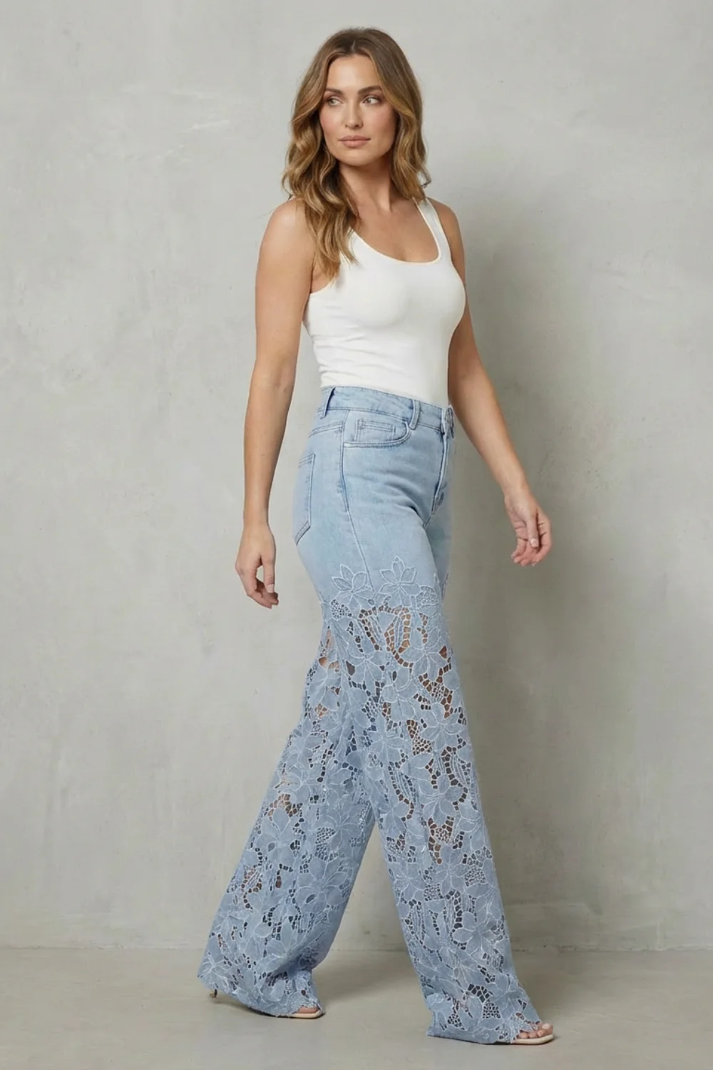 Solérine – Floral lace overlay – Wide-leg denim jeans - Image 3