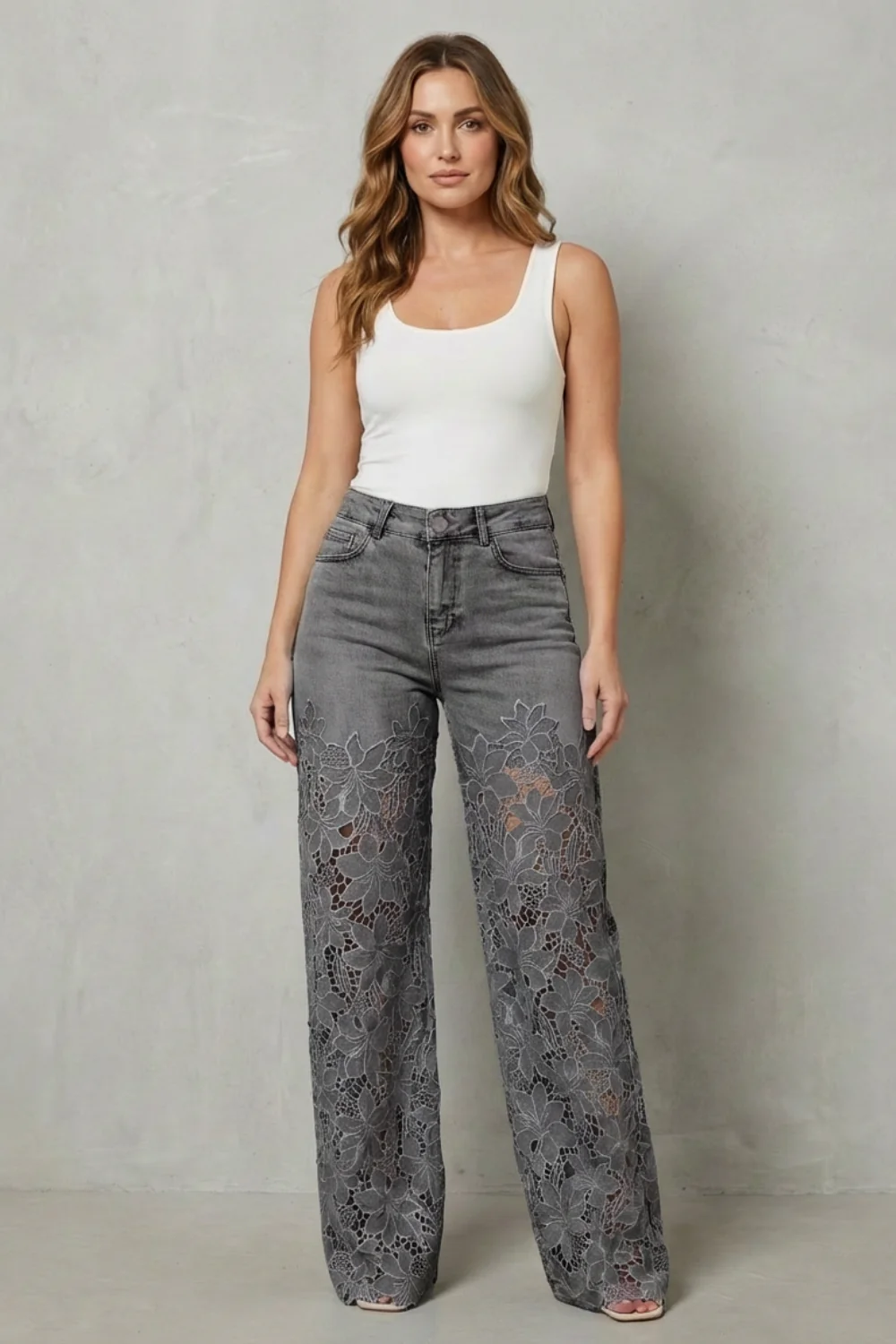 Solérine – Floral lace overlay – Wide-leg denim jeans - Image 8