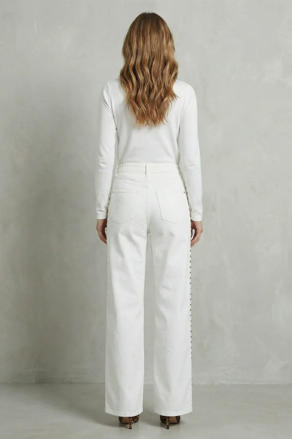 Valdenza – Gold stud trim – Straight leg jeans - Image 4