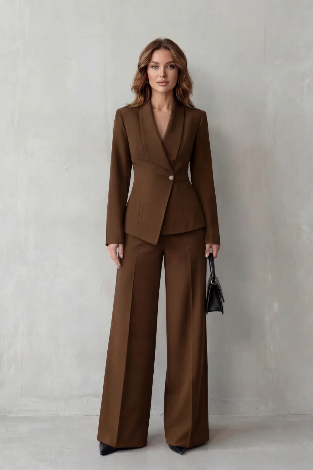 Valdérie – Sculpted waist – Tailored suit set - Image 20