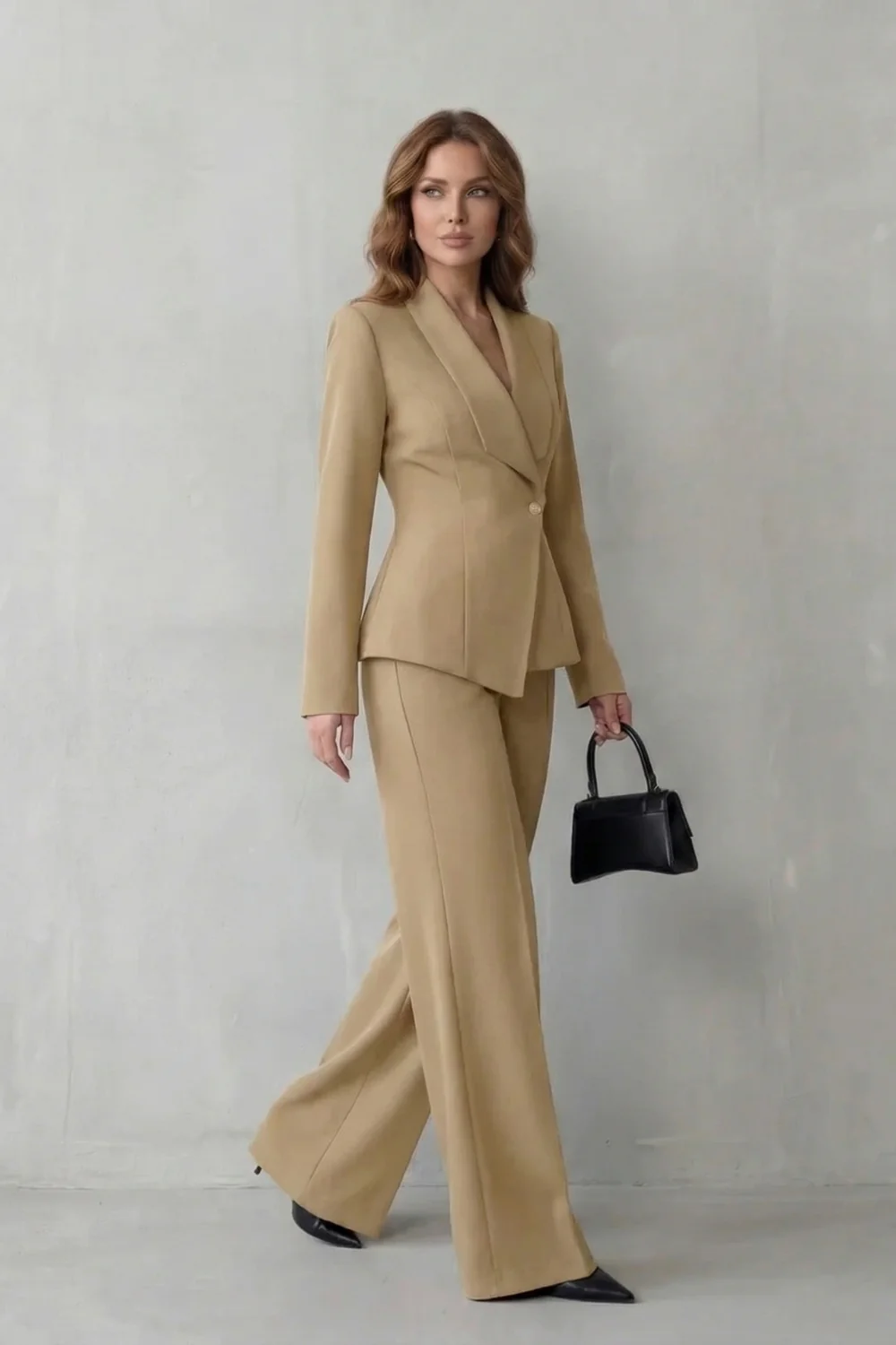Valdérie – Sculpted waist – Tailored suit set - Image 3