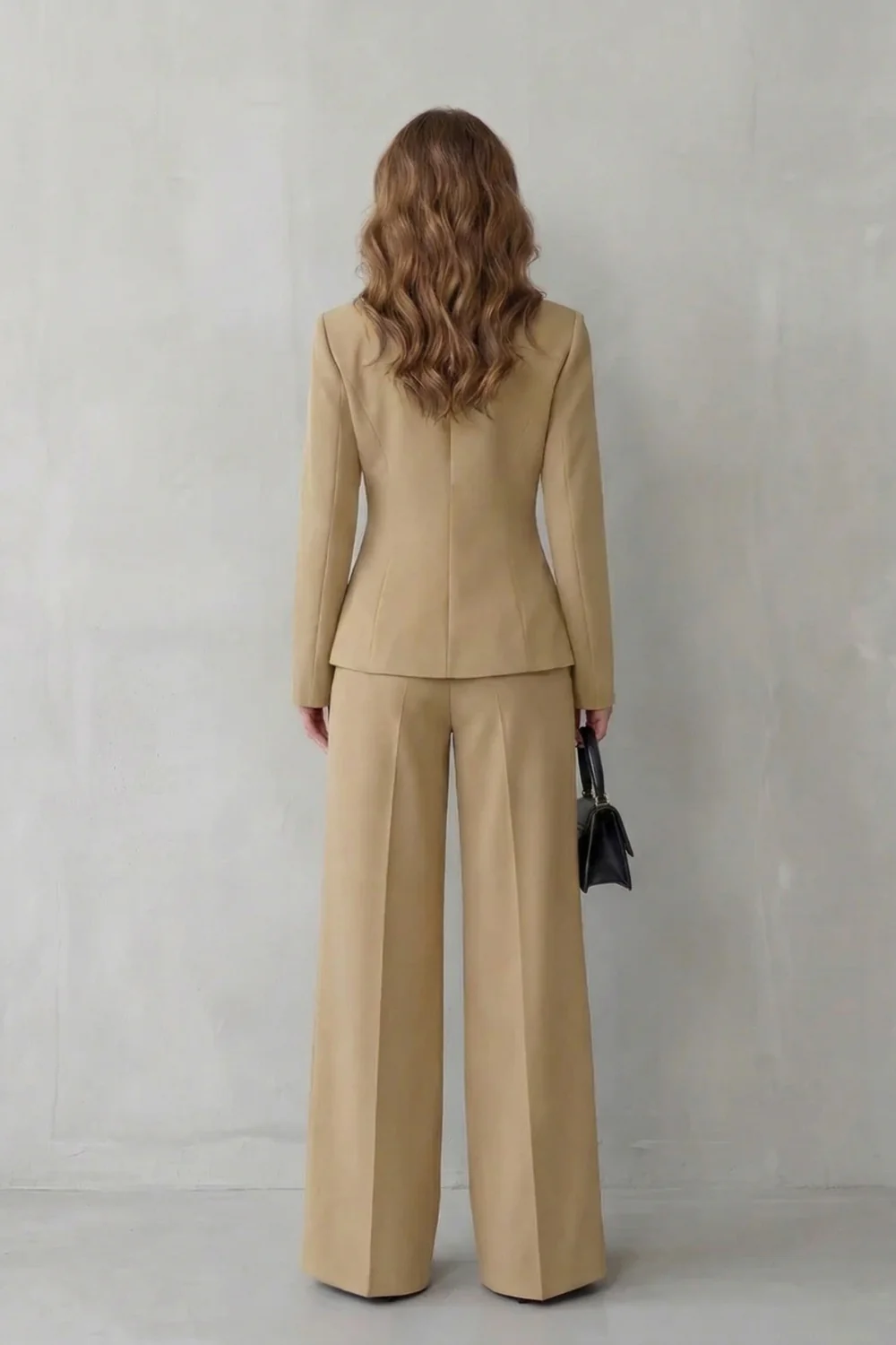 Valdérie – Sculpted waist – Tailored suit set - Image 4