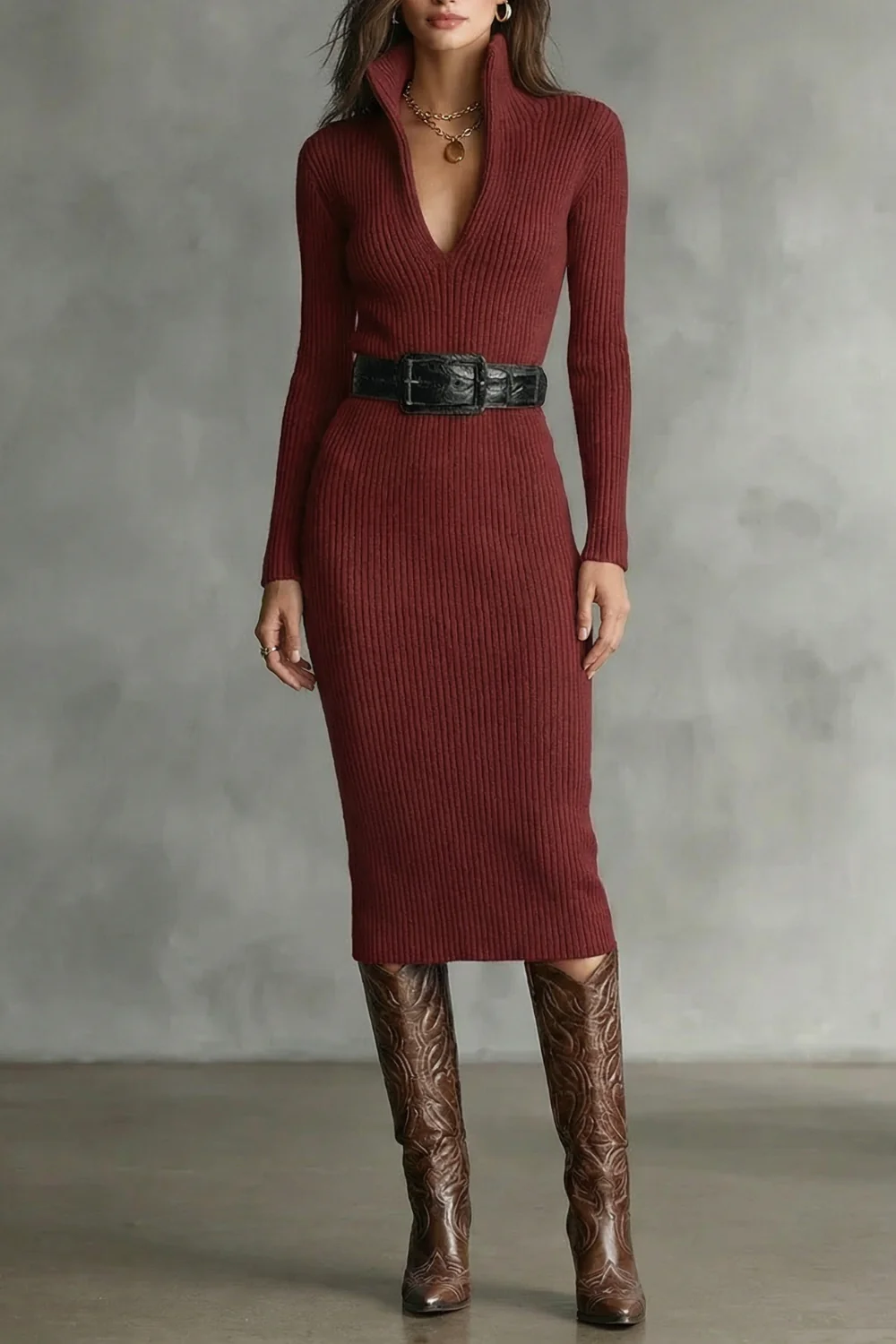 Valenoré – Sculpted elegance – Knit midi dress - Image 5