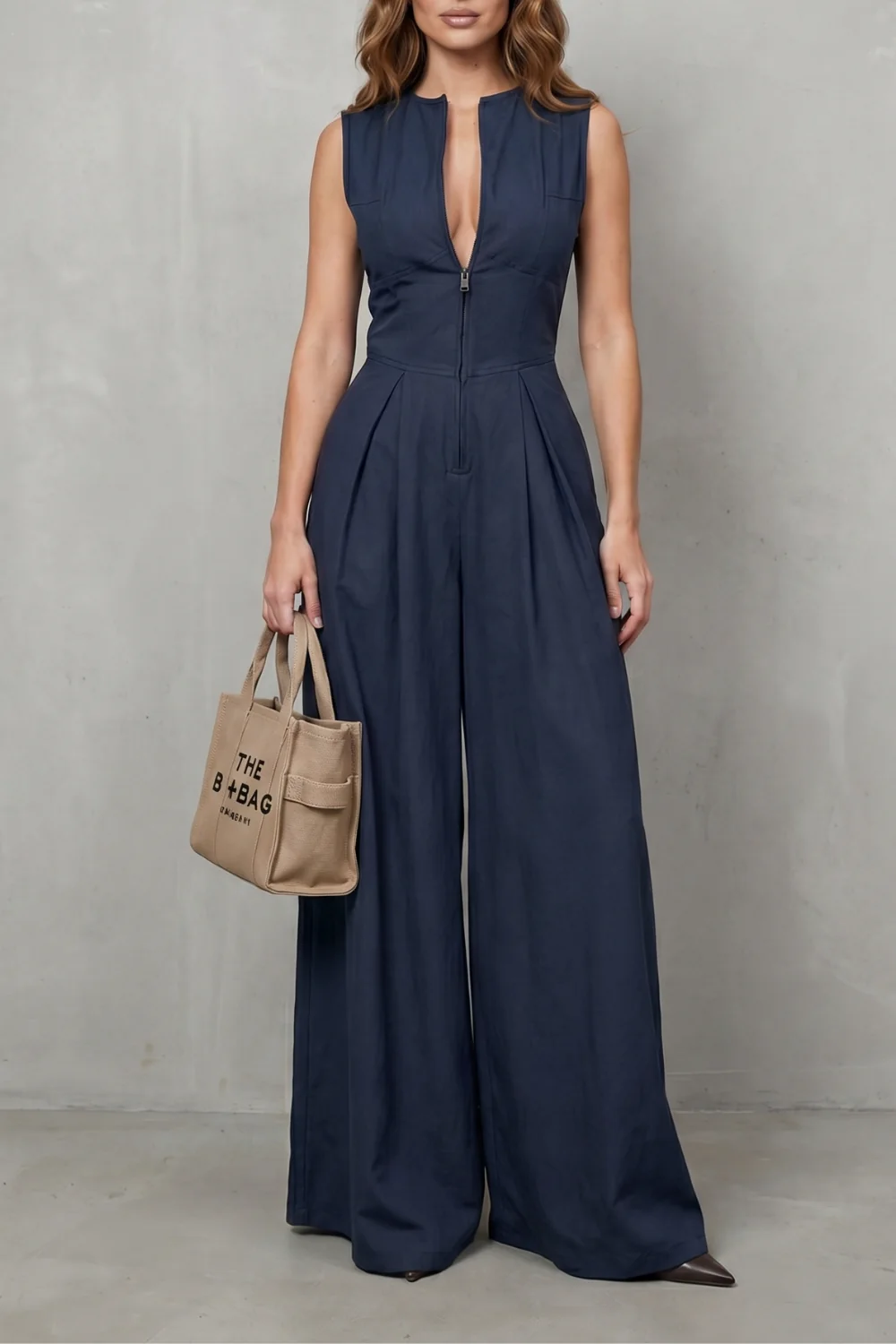 Valerisse – Sculpted zip-front elegance – Wide leg jumpsuit - Image 9