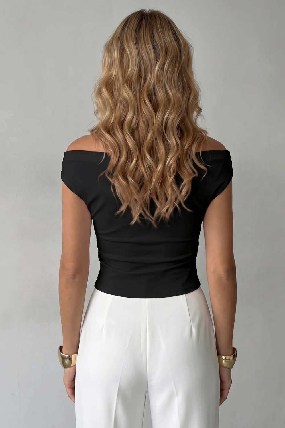 Veloura – Asymmetric draped silhouette – One shoulder top - Image 4