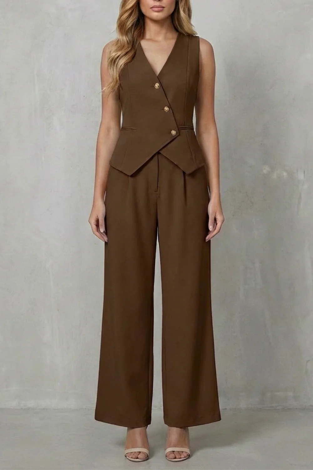 Vionna – Sleeveless Buttoned Suit Set – Chic Commuter Style - Image 7