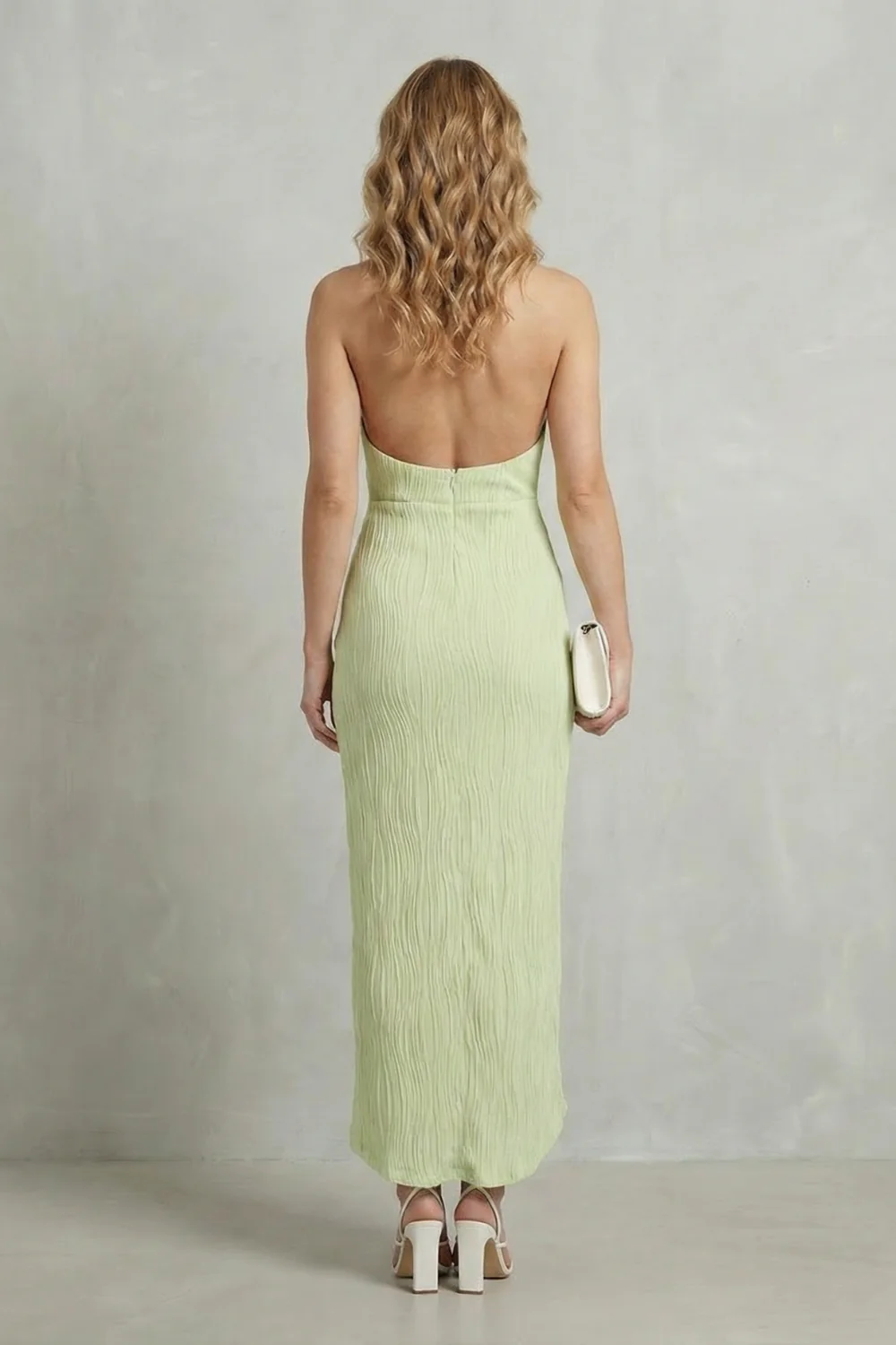 Zephyrelle – Pleated backless allure – Maxi dress - Image 4